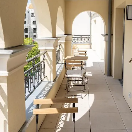 Apartment Superbe F4 Puteaux